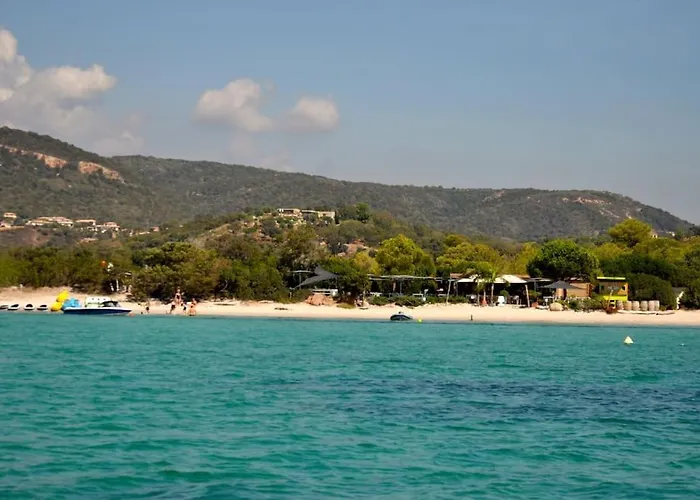 Vakantiehuis Rez De Machja Vue Et Montagne A 2mn Port Sari-Solenzara