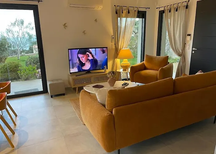 Rez De Machja Vue Et Montagne A 2mn Port