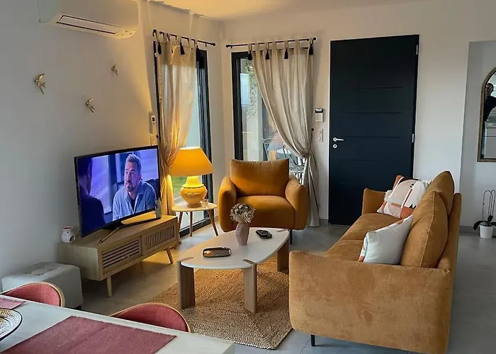 Vakantiehuis Rez De Machja Vue Et Montagne A 2mn Port Sari-Solenzara