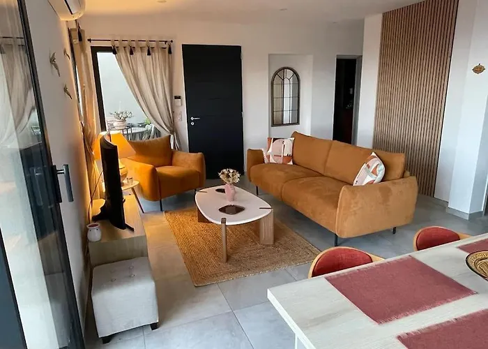 Vakantiehuis Rez De Machja Vue Et Montagne A 2mn Port Sari-Solenzara